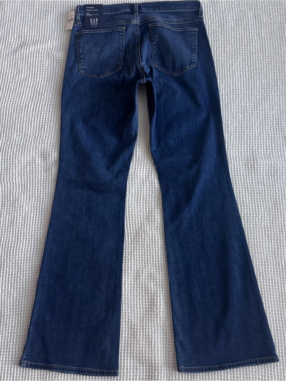NWT GAP Perfect Boot Jeans Mid Rise Stretch Denim Size 31 Regular 12/31 R - Picture 4 of 13